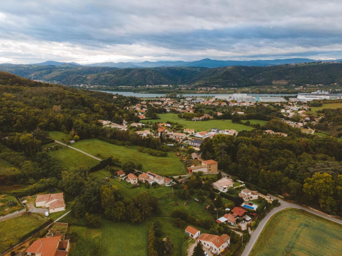Sky - Gite Meuble & Confort Drome - Ecolodgite Laveyron Luaran gambar